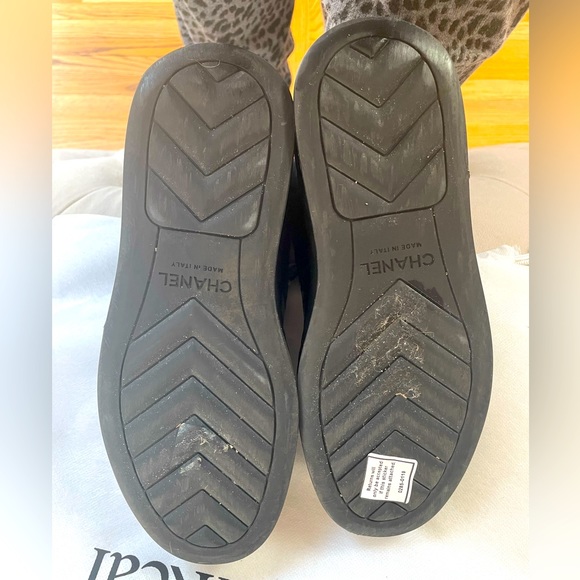 💯 Chanel 2018 Interlocking CC Logo Sneakers - Picture 7 of 9